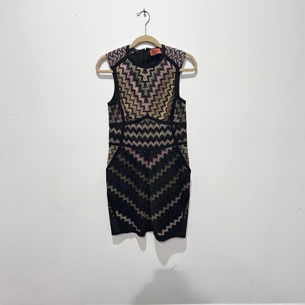 Missoni patterned wool, rayon and nylon, knee-length dress.